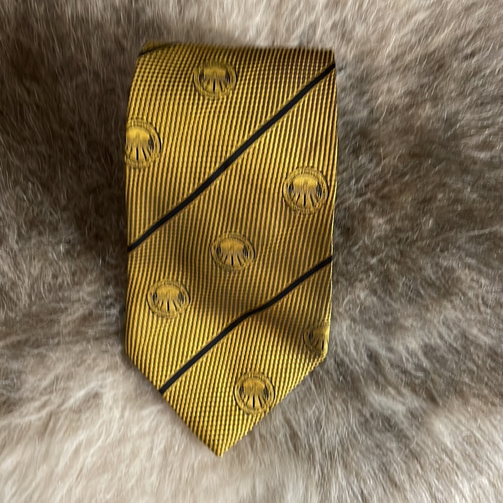 Rivetz of Boston Sigillum College Randolph Macon In Virginia 100% Silk Tie